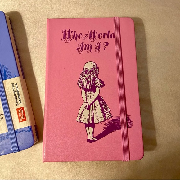 NWT Moleskine Alice in Wonderland Limited Edition Mini Notebooks - Picture 2 of 6